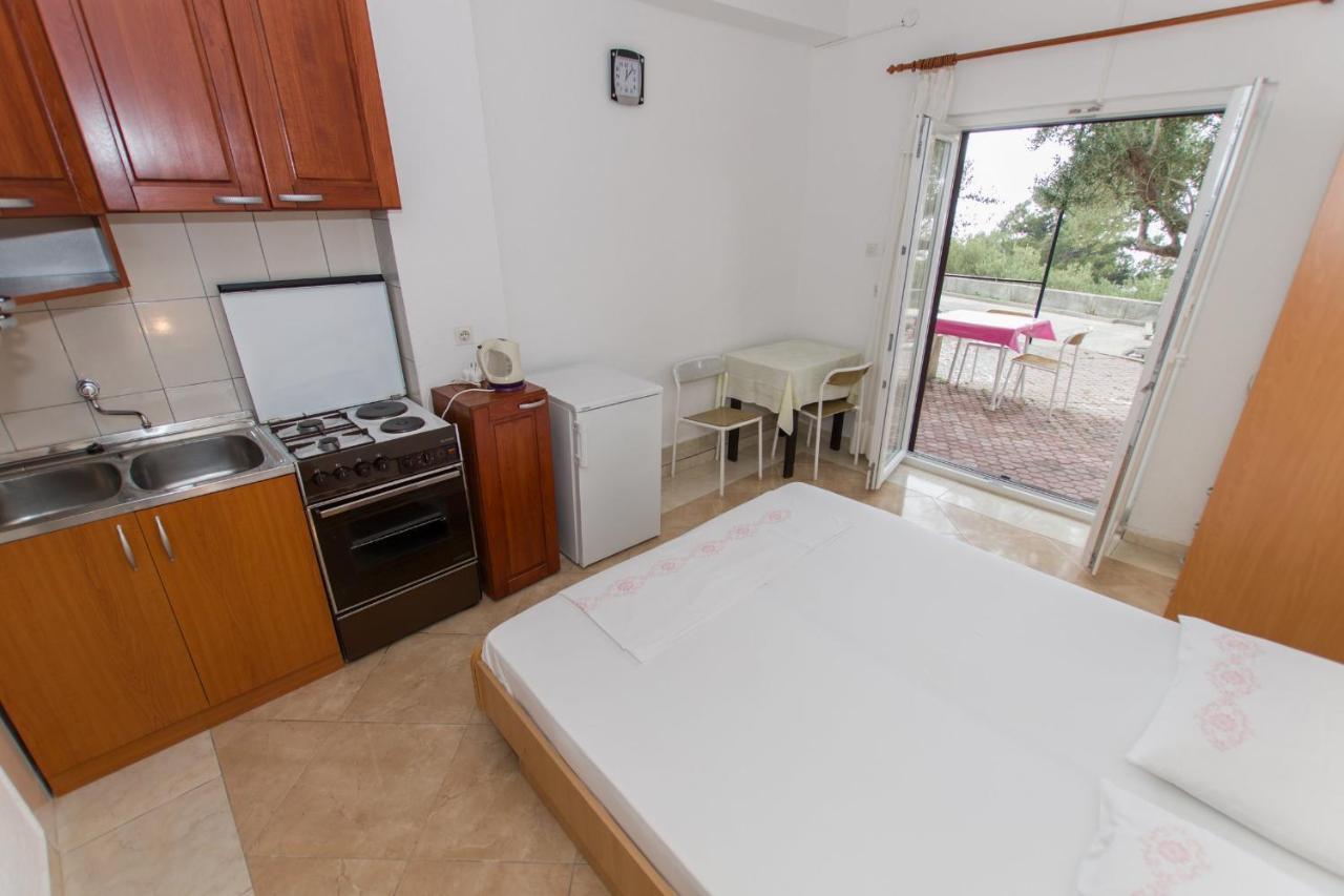 Near The Beach Apartments Jagodia بريلا المظهر الخارجي الصورة