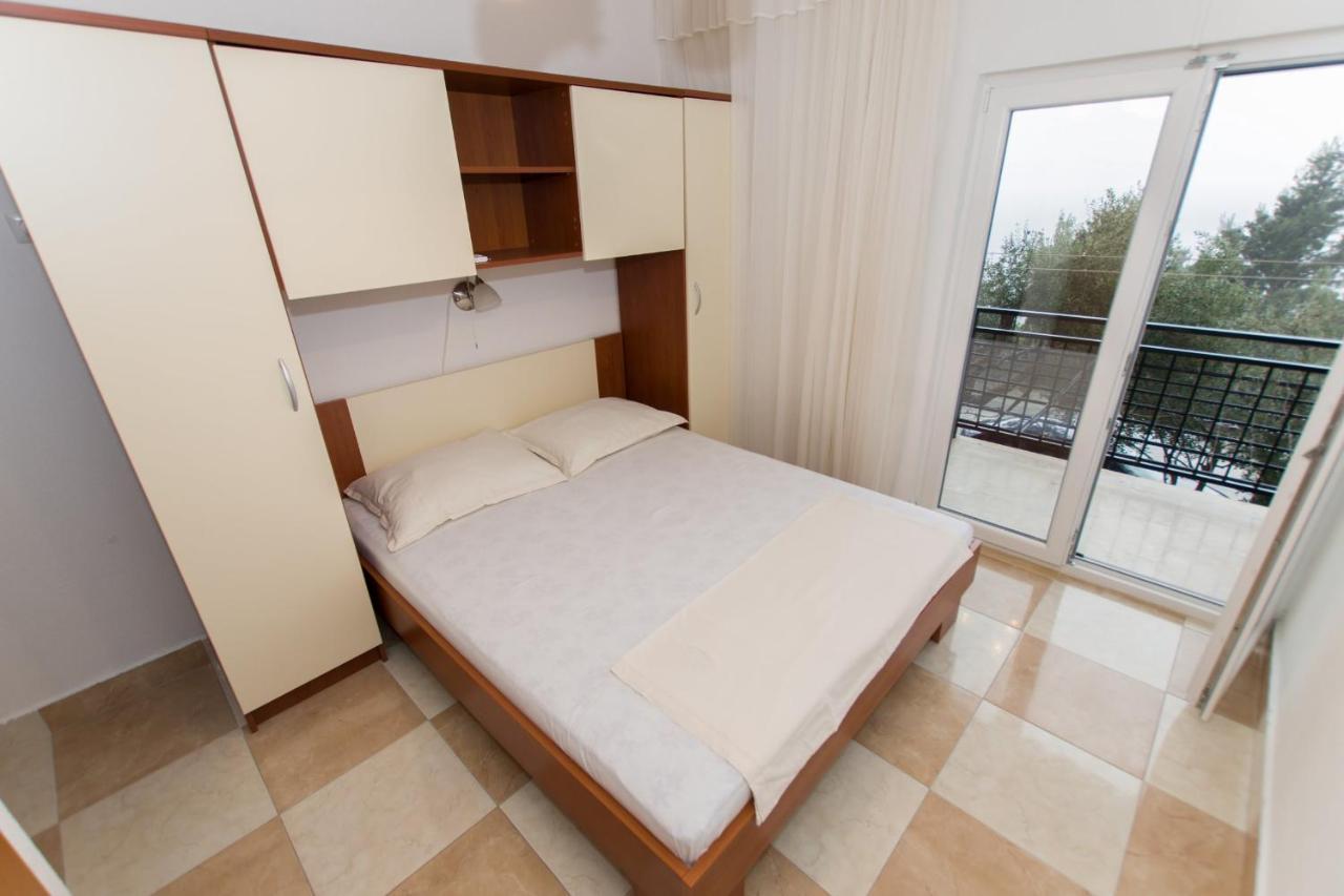 Near The Beach Apartments Jagodia بريلا المظهر الخارجي الصورة
