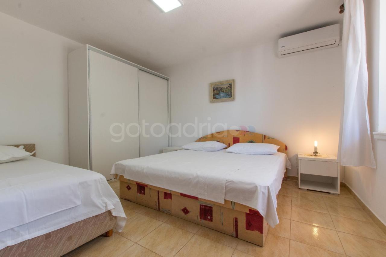 Near The Beach Apartments Jagodia بريلا المظهر الخارجي الصورة
